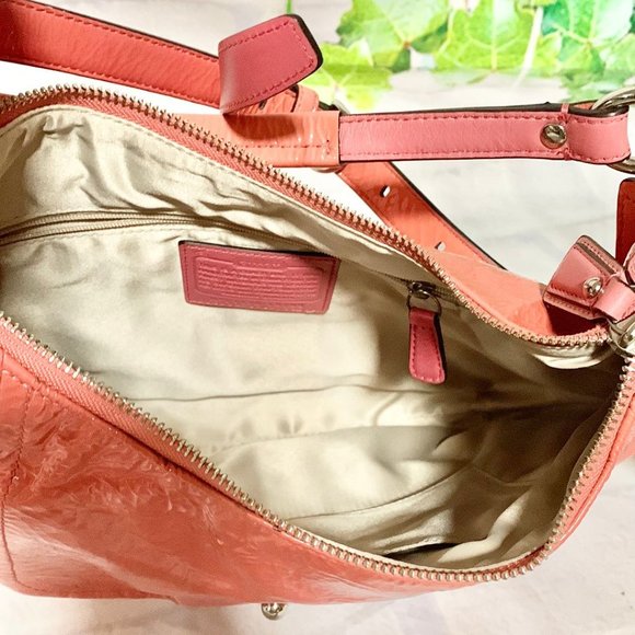 COACH 19299 KRISTIN PATENT LEATHER ROSE HOBO BAG MSRP $328 - Picture 15 of 16